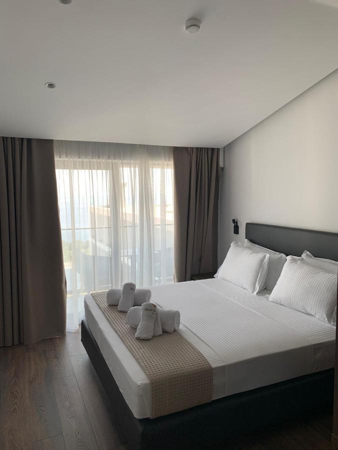 Black Diamond Hotel Dhermi Exterior photo