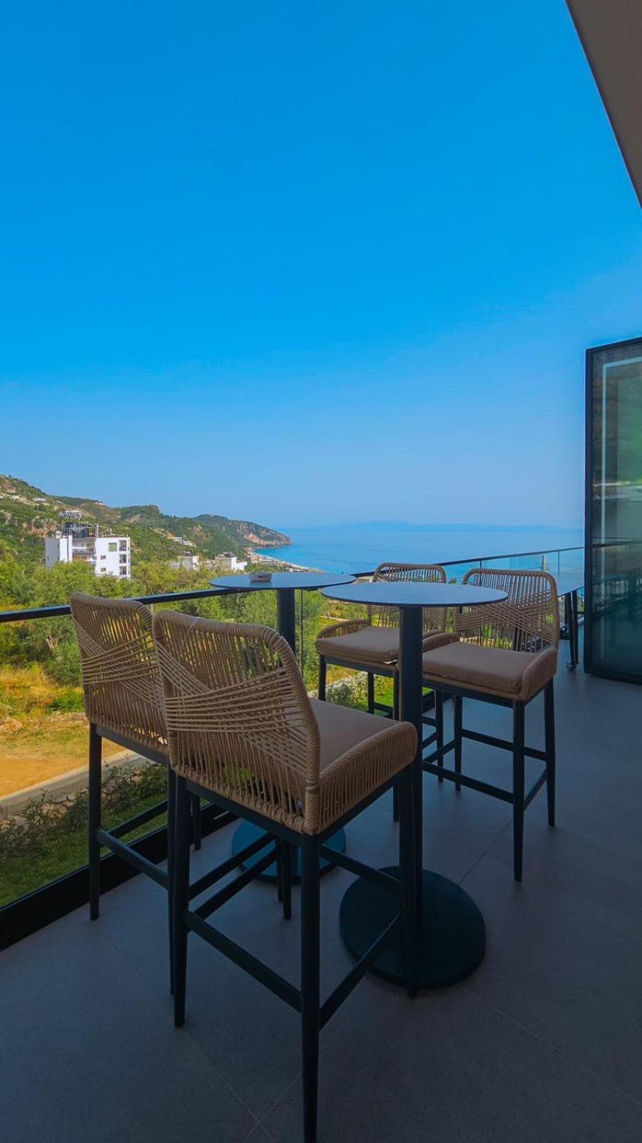 Black Diamond Hotel Dhermi Exterior photo